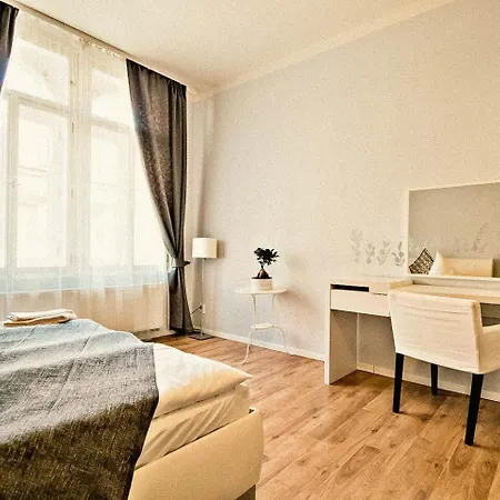 Modern 2bdr - * Praga