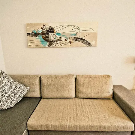 Modern 2bdr -