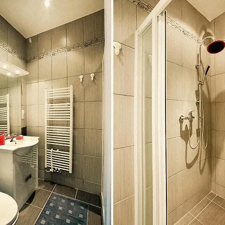 Modern 2bdr - Apartment Prague