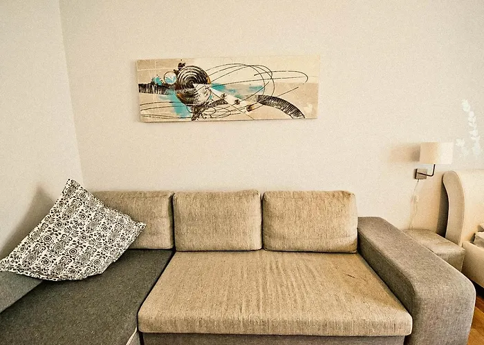 Modern 2bdr -